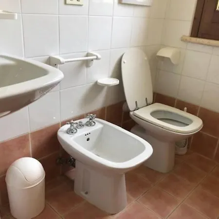 Semesterbostad La Casetta Di Trignano Isola del Gran Sasso dʼItalia